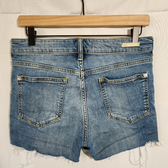 Pilcro and the letterpress, Anthropologie cutoff high rise jean shorts, size 28 - Picture 7 of 11